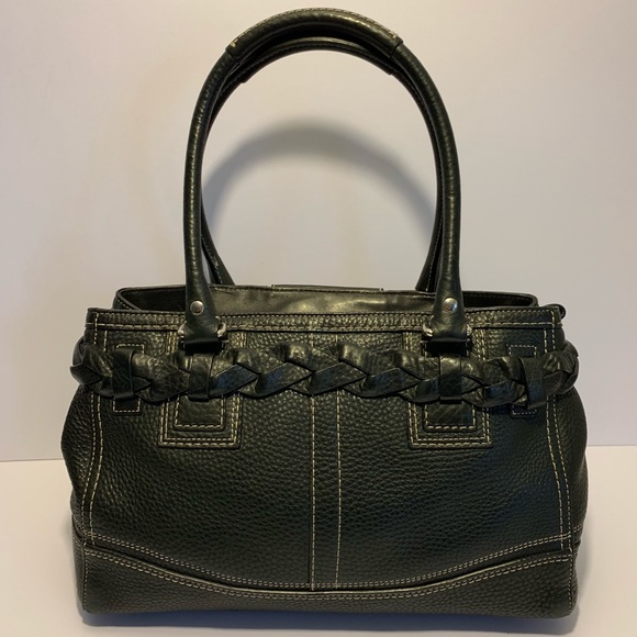 Coach - Picture 3 of 7